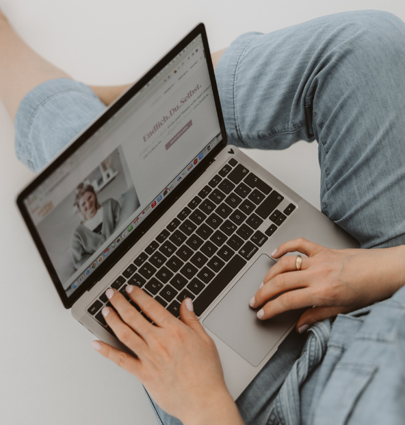 Buche dein Reading Laptop auf den Beinen